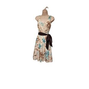 b. Darling Fit & Flare V-Neck Multicolor Floral Dress Size 9/10